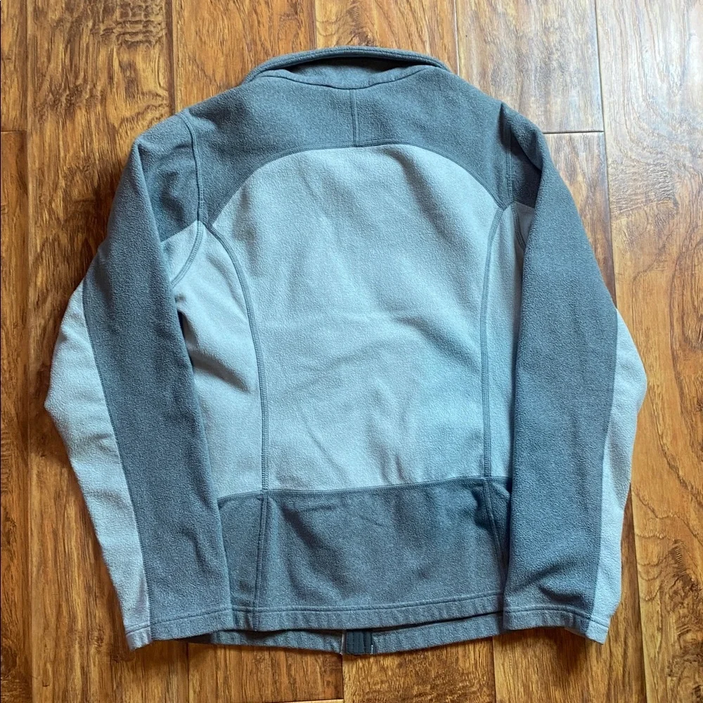 Patagonia Two-Tone Gray women’s medium Performance Jacket